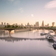 Imagen para el artículo titulado Londres construirá un puente por el que solo podrán cruzar 8 peatones